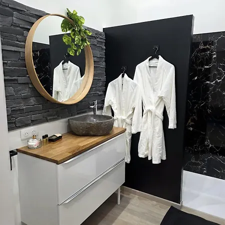 Semesterbostad Le Baiser Dore