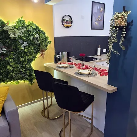 Le Baiser Dore Semesterbostad